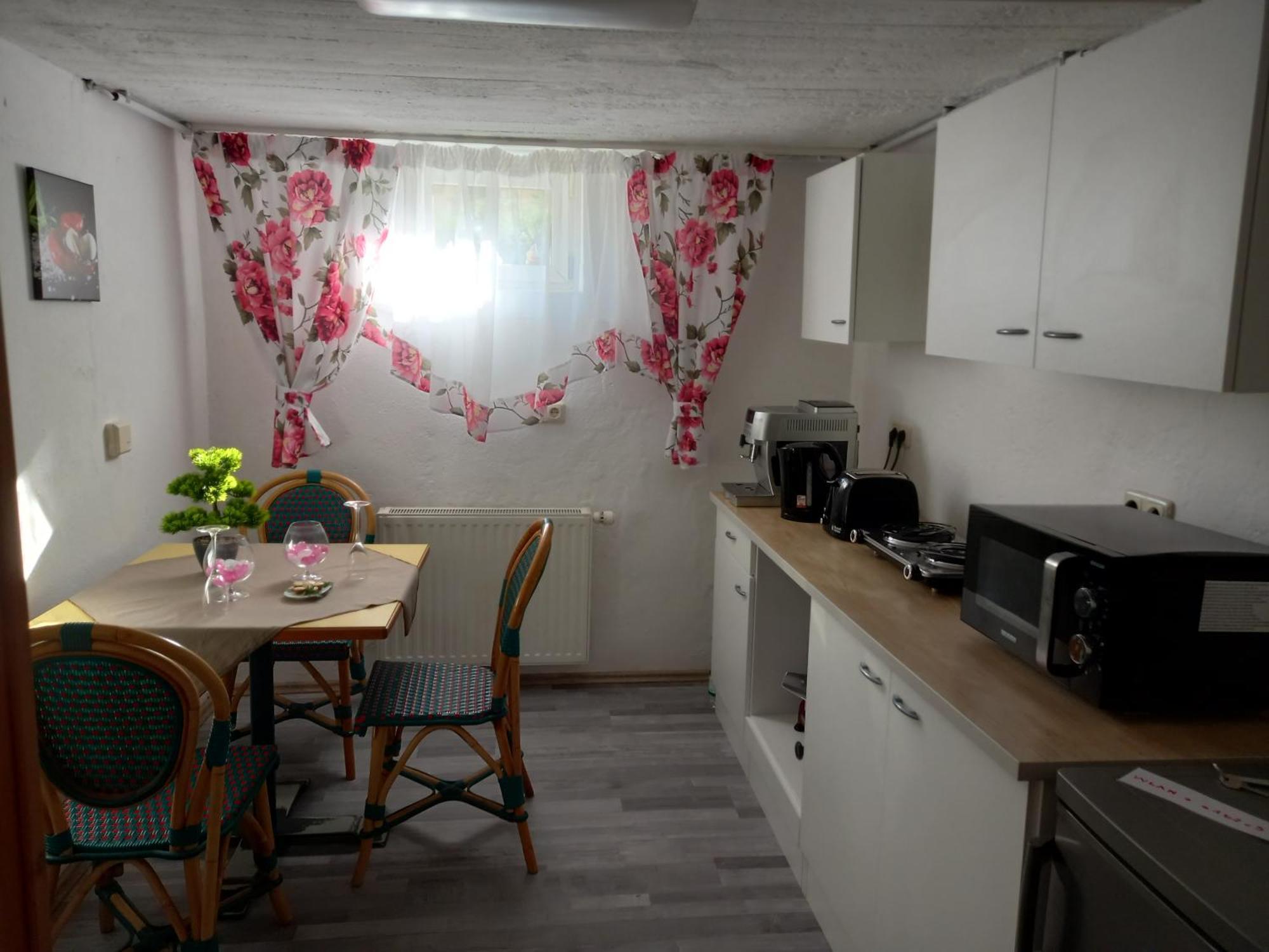60 M² Ferienapartment Zentrumsnahe Mit Gartenbenutzung ستير المظهر الخارجي الصورة